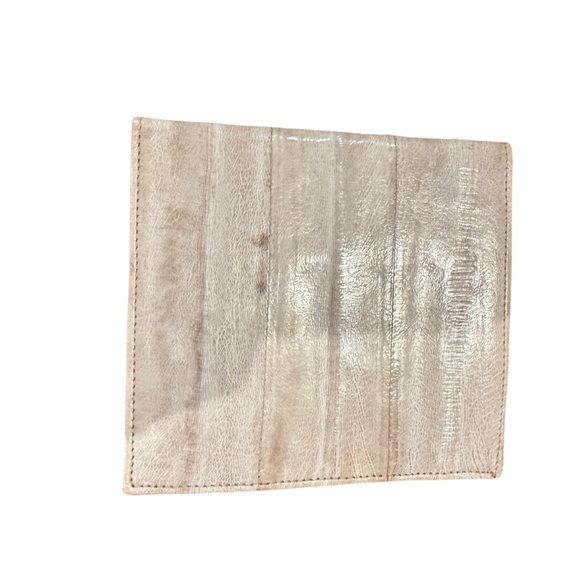 Genuine Eel Skin Wallet - Cream  Color -New - Picture 1 of 16